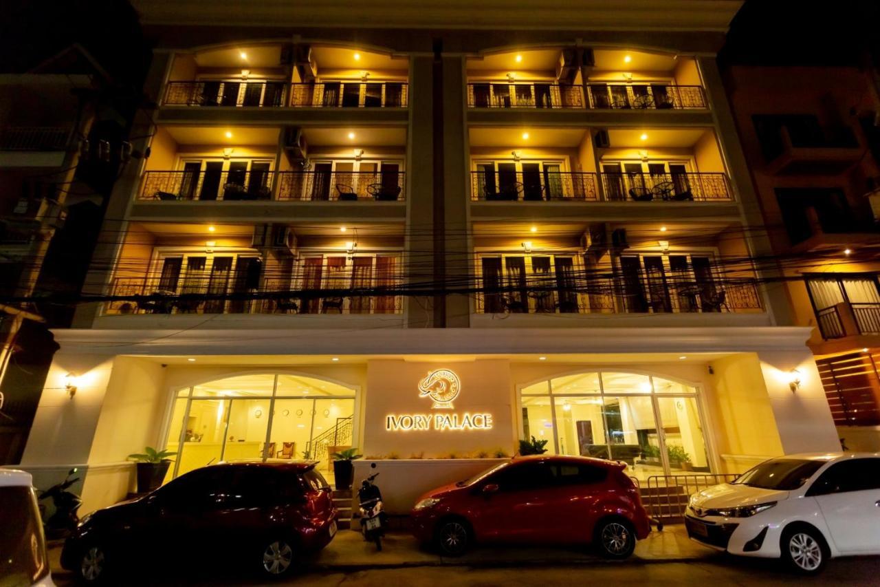 Ivory Palace Hotel Патая Екстериор снимка