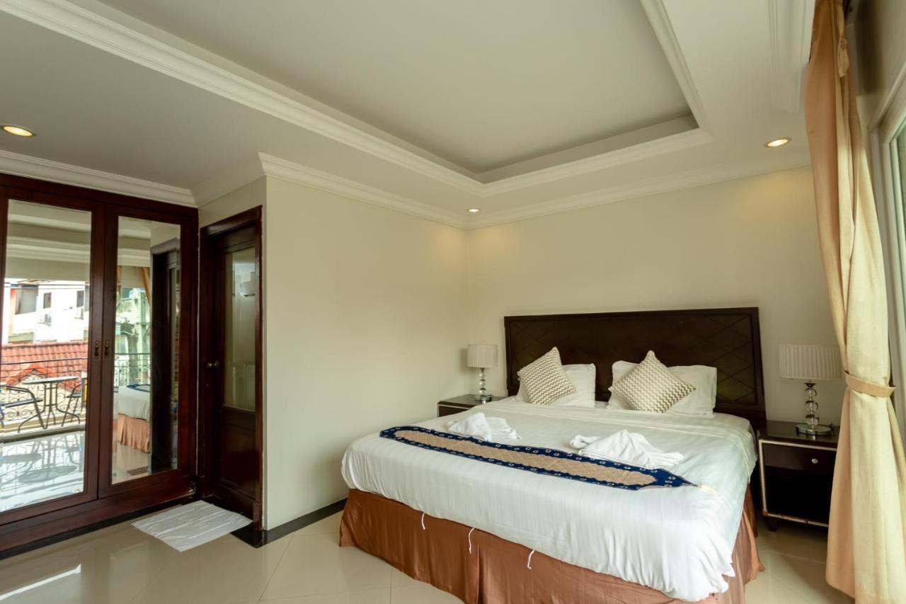 Ivory Palace Hotel Патая Екстериор снимка