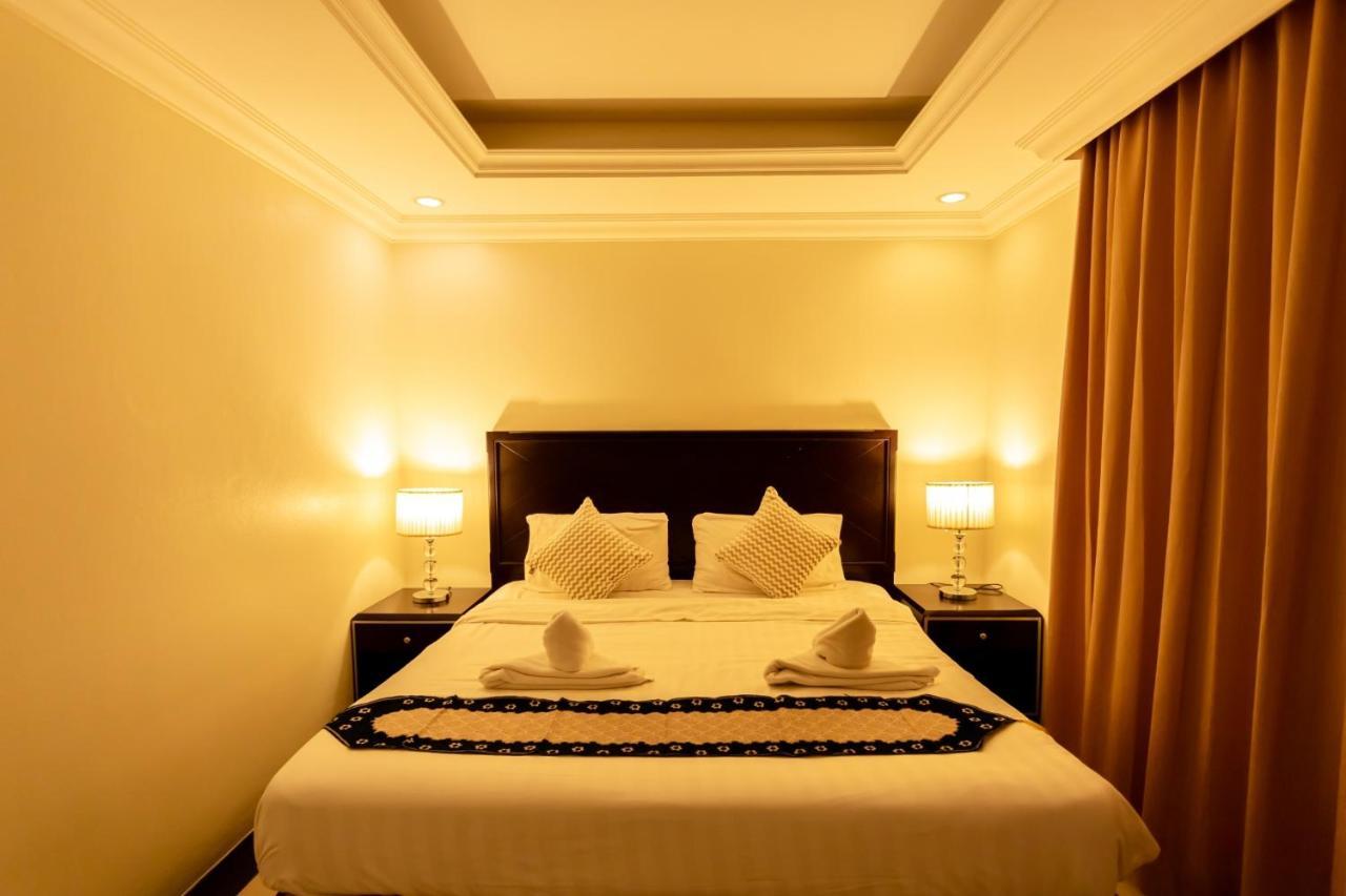 Ivory Palace Hotel Патая Екстериор снимка
