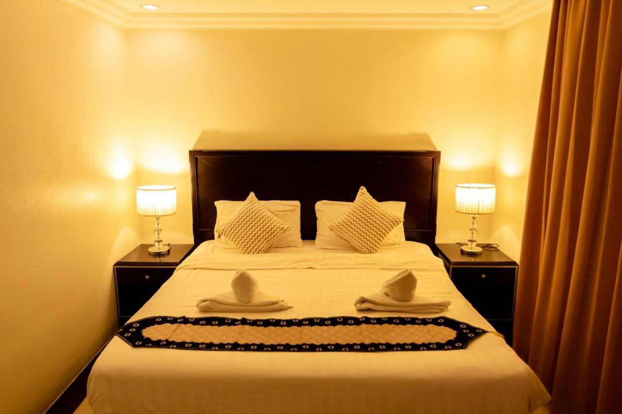Ivory Palace Hotel Патая Екстериор снимка
