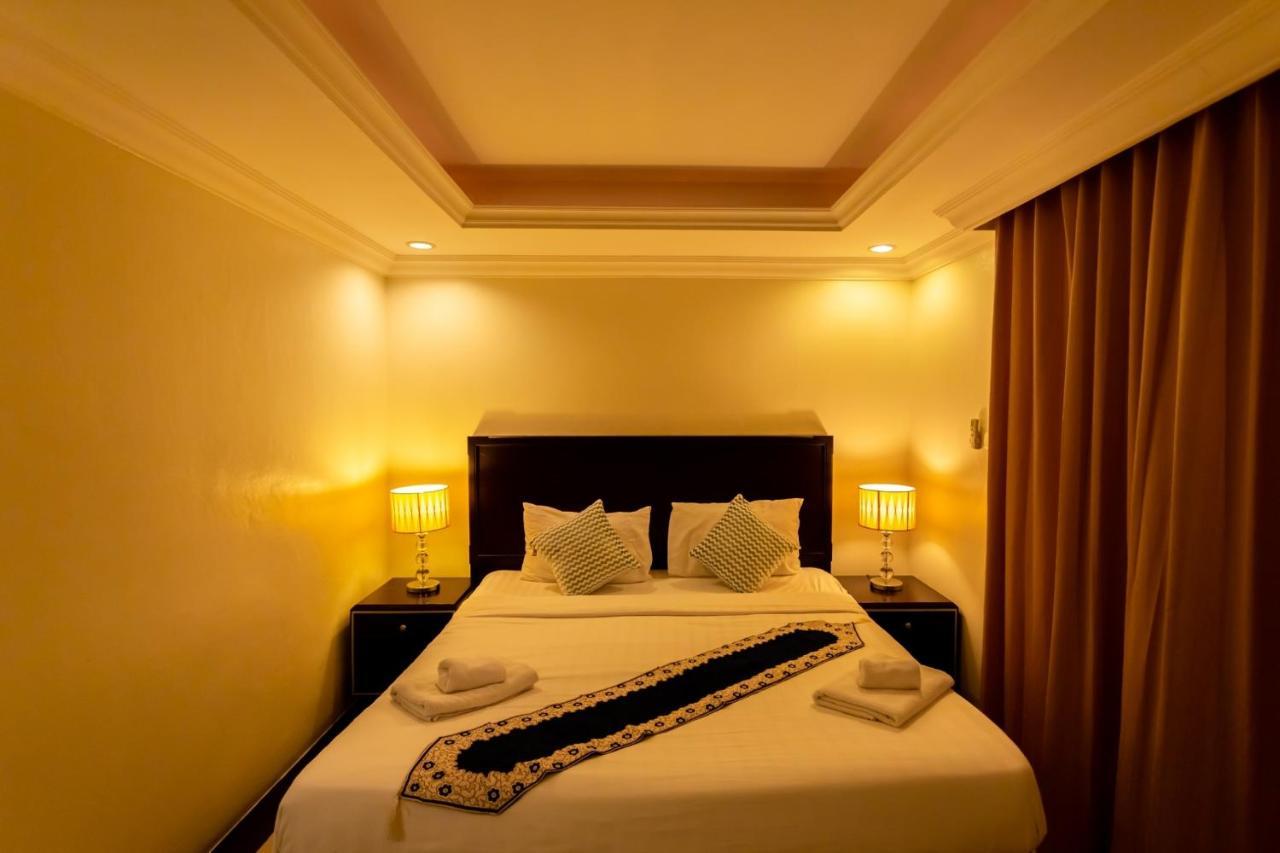 Ivory Palace Hotel Патая Екстериор снимка