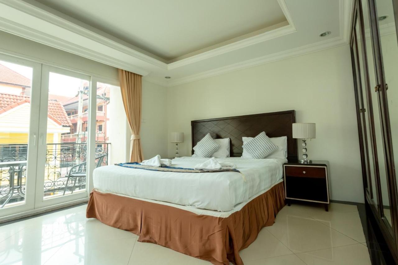 Ivory Palace Hotel Патая Екстериор снимка